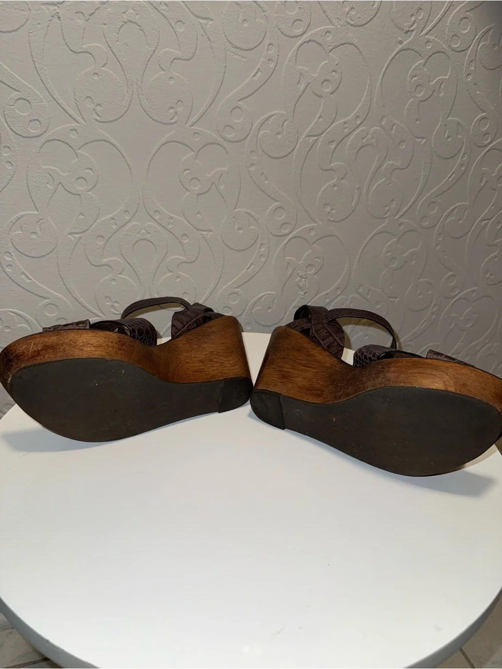Theory Brown Croc-Embossed Leather Wedge Sandals